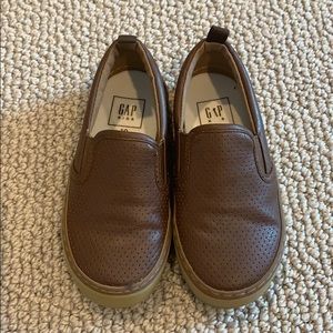 GAP Toddler Slip On Brown Loafer/Sneaker Size 10